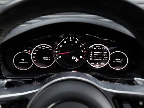 Certified 2022 Porsche Cayenne Coupe AWD/4WD image 17