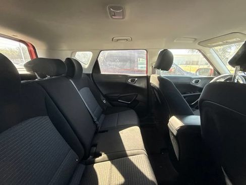 Used 2021 Kia Soul S FWD image 8