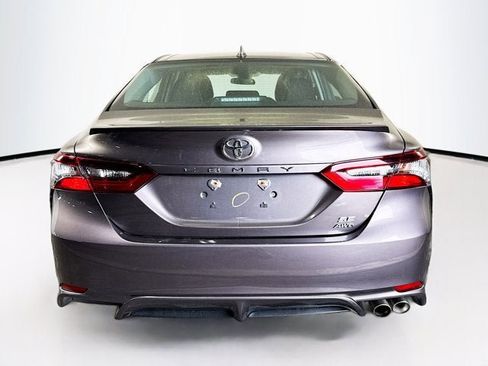 Used 2022 Toyota Camry SE w/ Cold Weather Package AWD/4WD image 6