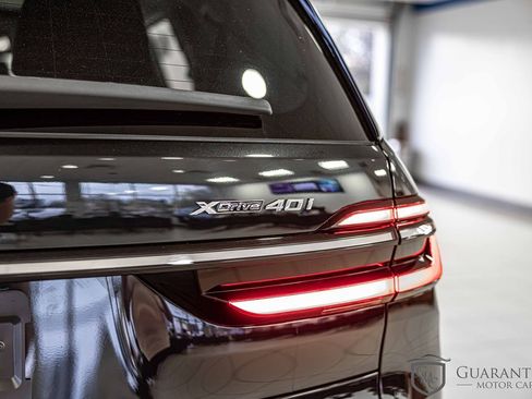 Used 2025 BMW X7 xDrive40i w/ Premium Package AWD/4WD image 17