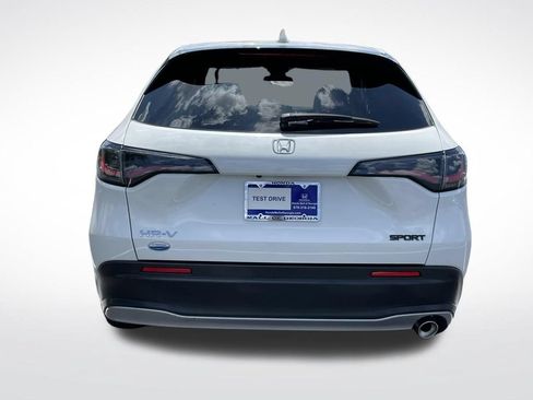 Used 2025 Honda HR-V Sport image 5