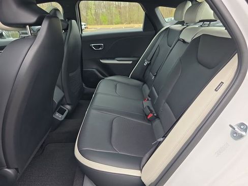 New 2026 Kia K4 GT-Line image 6