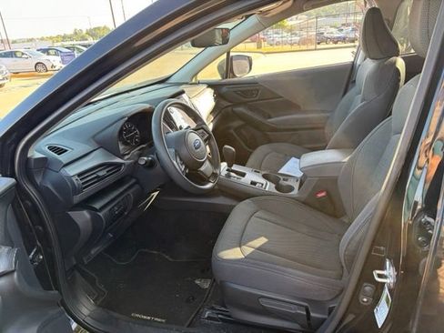 Used 2024 Subaru Crosstrek 2.0i Premium AWD/4WD image 8