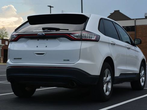 Used 2017 Ford Edge SE w/ Cargo Accessory Package image 6