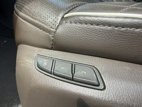 Used 2022 MAZDA CX-9 Signature AWD/4WD image 12