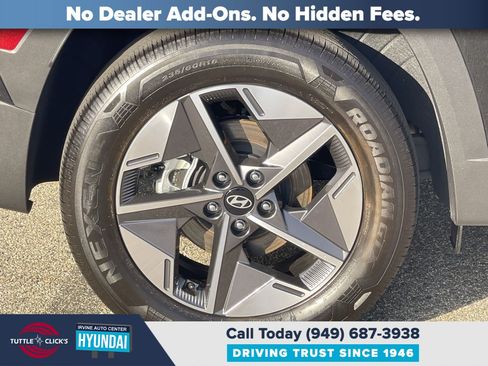 Certified 2025 Hyundai Tucson SEL AWD/4WD image 11