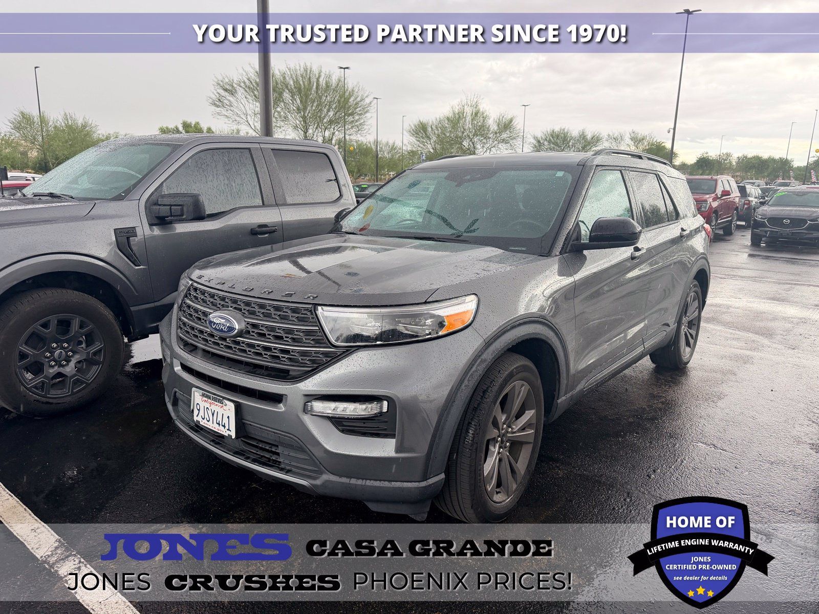 Used 2023 Ford Explorer XLT w/ Equipment Group 202A RWD image 1