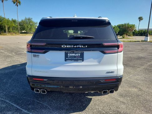 New 2026 GMC Acadia Denali Ultimate FWD image 6