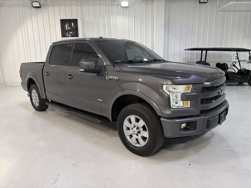 Used 2015 Ford F150 Lariat image 7