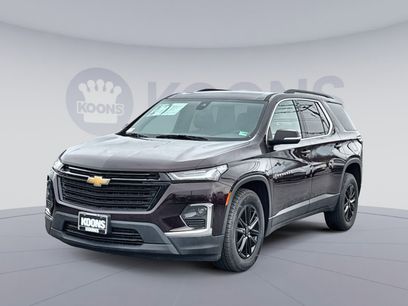Used 2023 Chevrolet Traverse LT
