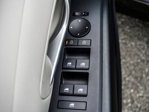 Used 2025 Hyundai Tucson SEL FWD image 32