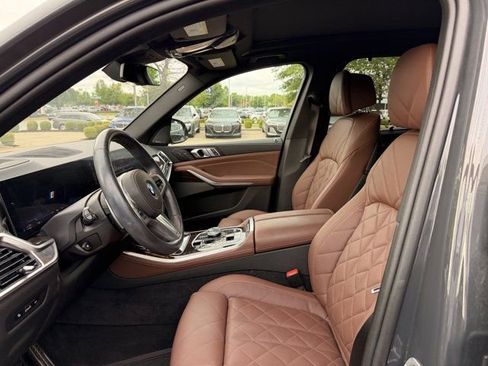 Certified 2024 BMW X5 xDrive50e w/ Executive Package AWD/4WD image 3