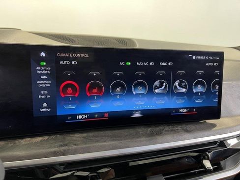 Used 2023 BMW X7 M60i w/ Executive Package image 49