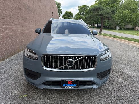Used 2022 Volvo XC90 T6 Momentum w/ Protection Package Premier AWD/4WD image 2