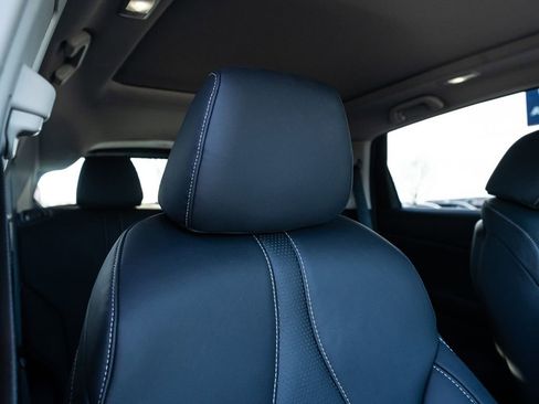 Certified 2025 Acura RDX w/ Technology Package image 19