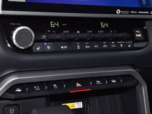 Used 2023 Toyota Tundra Platinum w/ Advanced Package image 30