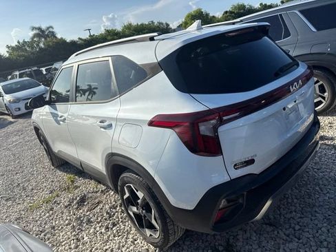 Used 2025 Kia Seltos S FWD image 9