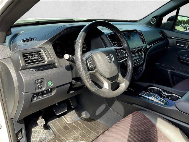 Used 2024 Honda Ridgeline Black Edition image 10
