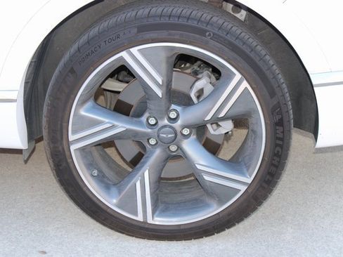 Used 2025 Genesis GV80 3.5T Prestige image 28