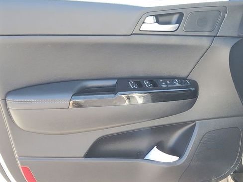 Used 2021 Kia Sportage S w/ S FWD Premium Package image 28