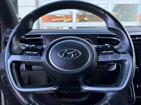 Used 2022 Hyundai Santa Cruz SEL Premium image 24