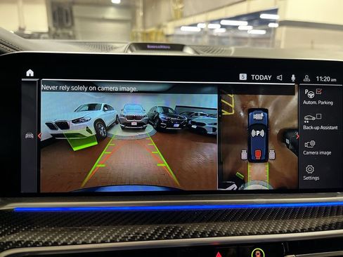 Certified 2023 BMW X5 M50i w/ Executive Package image 17