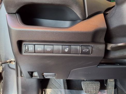 Certified 2023 Toyota RAV4 XLE Premium AWD/4WD image 19