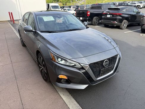 Used 2019 Nissan Altima 2.5 Platinum AWD/4WD image 7