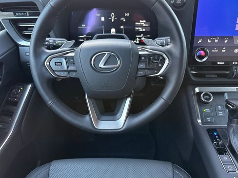 Certified 2024 Lexus GX 550 image 18