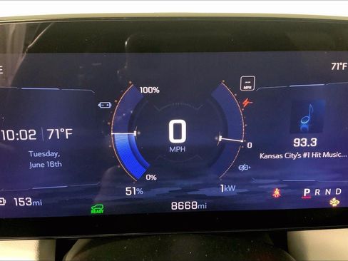 Used 2025 Chevrolet Equinox EV LT FWD image 21
