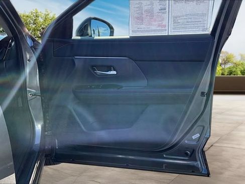 Certified 2026 Nissan Kicks SR FWD image 27