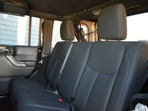 Used 2017 Jeep Wrangler Unlimited Sport w/ Quick Order Package 23S image 25