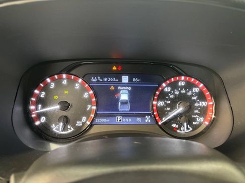 Used 2024 Nissan Frontier PRO-4X w/ Technology Package AWD/4WD image 10
