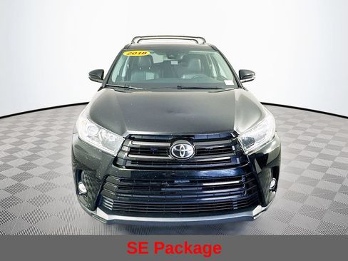 Used 2018 Toyota Highlander SE AWD/4WD image 5