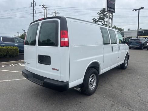 New 2026 GMC Savana 3500 w/ Driver Convenience Package RWD image 7