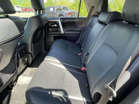 Used 2022 Toyota 4Runner Limited AWD/4WD image 14