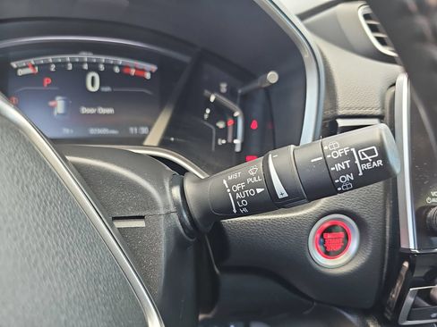 Used 2018 Honda CR-V Touring image 19