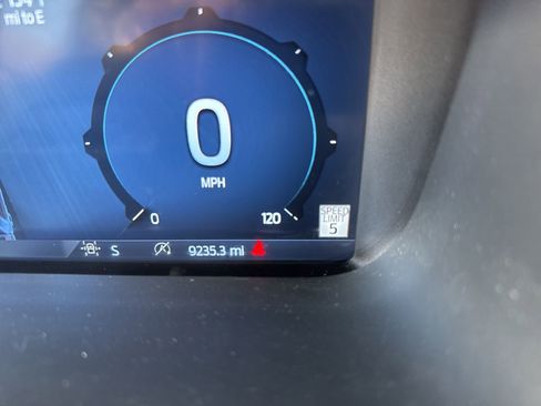 Used 2024 Ford F150 XLT w/ Equipment Group 302A MID image 15