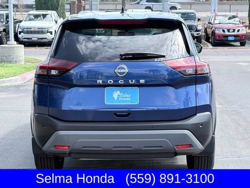 Used 2023 Nissan Rogue S FWD image 6