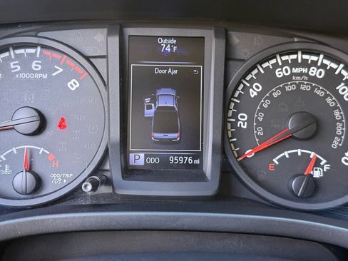 Used 2019 Toyota Tacoma SR w/ SX Package RWD image 20