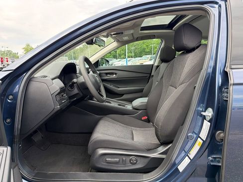 Used 2023 Honda Accord EX image 24