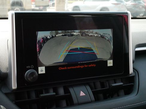 Certified 2025 Toyota RAV4 XLE AWD/4WD image 29