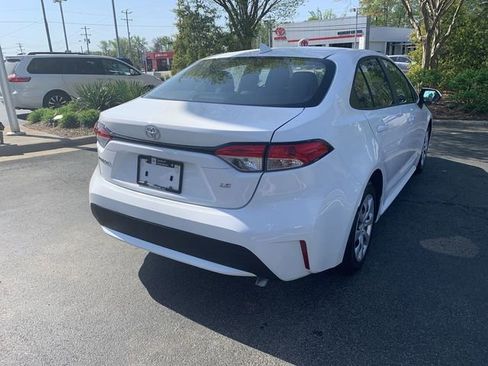 Certified 2025 Toyota Corolla LE image 8