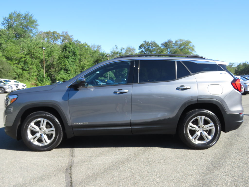 Used 2020 GMC Terrain SLE w/ Driver Convenience Package AWD/4WD image 8