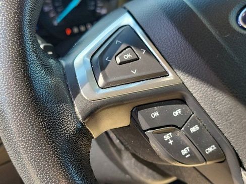Used 2017 Ford Edge SEL w/ Equipment Group 201A FWD image 25
