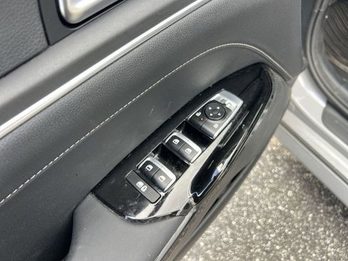 Used 2025 Kia K5 GT-Line image 14