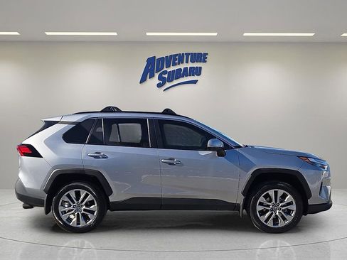 Used 2024 Toyota RAV4 XLE Premium image 7