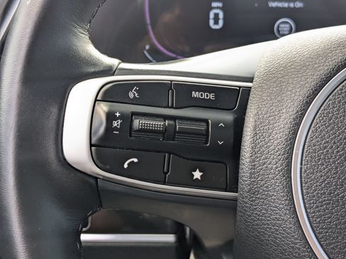 Used 2025 Kia Sportage EX w/ Premium Package FWD image 22