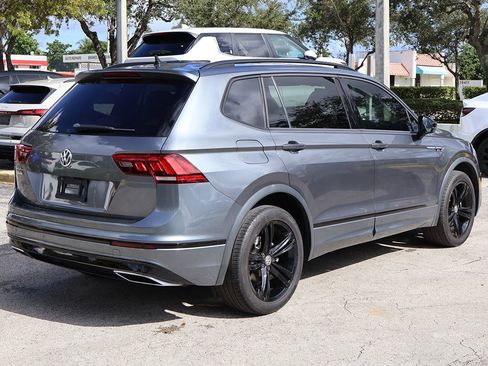 Used 2019 Volkswagen Tiguan SEL Premium R-Line image 12
