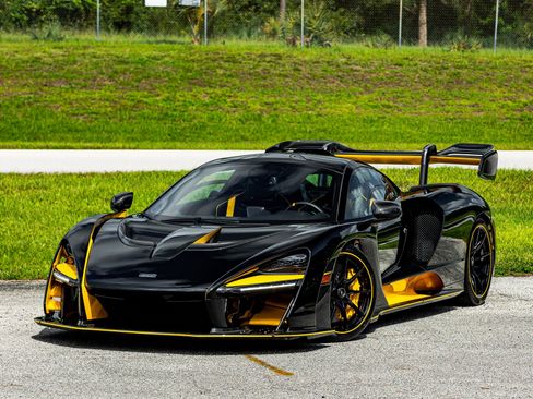 Used 2019 McLaren Senna image 80